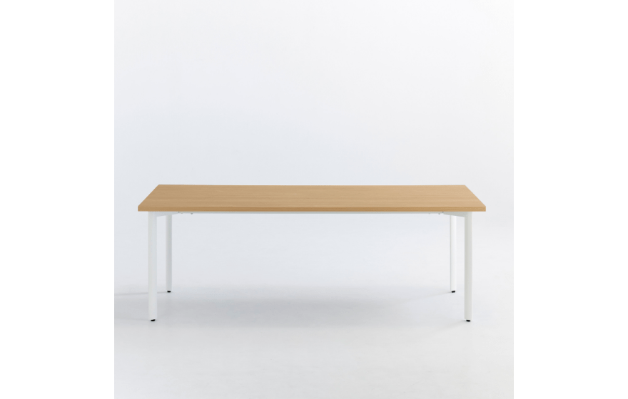 オフィス　スタイリッシュ　テーブル脚