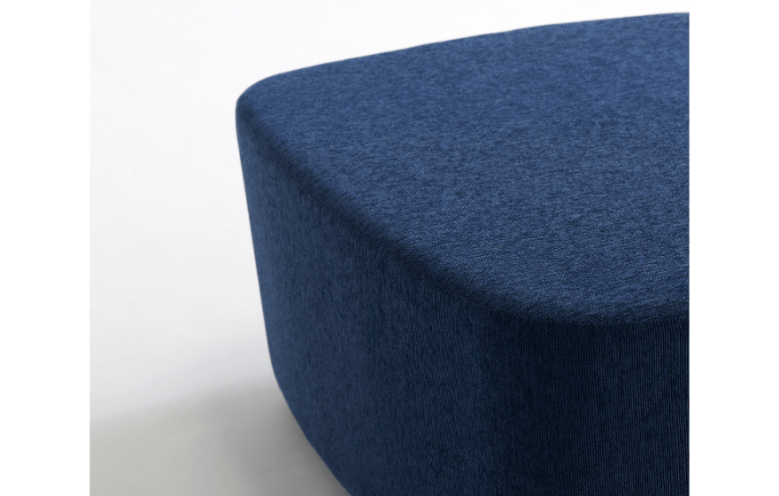 商業施設　ロビー　スツール